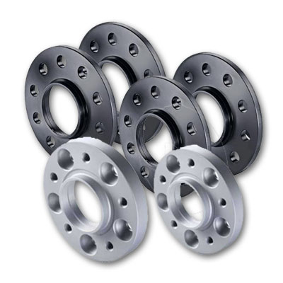 Wheel spacers and spigot rings
