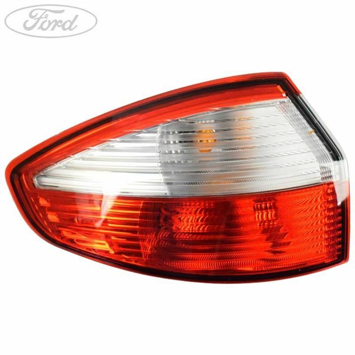 1860338 Ford Tail lamp outer left