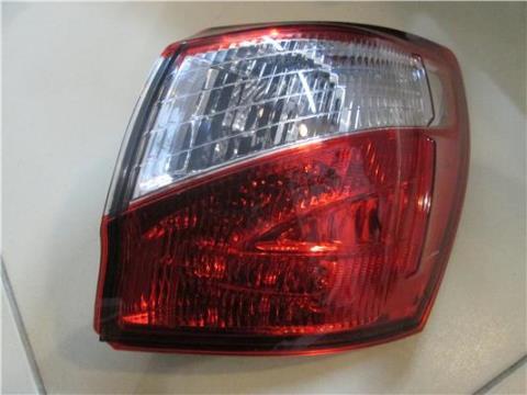Nissan 26554-BR00A Tail lamp outer right 26554BR00A 26554BR00A Nissan Tail lamp outer right