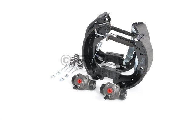 Brake shoe set Bosch 0 204 114 582