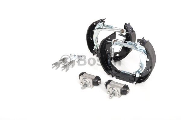 Bosch Brake shoe set – price 344 PLN
