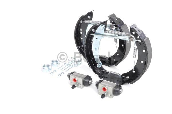 Brake shoe set Bosch 0 204 114 605