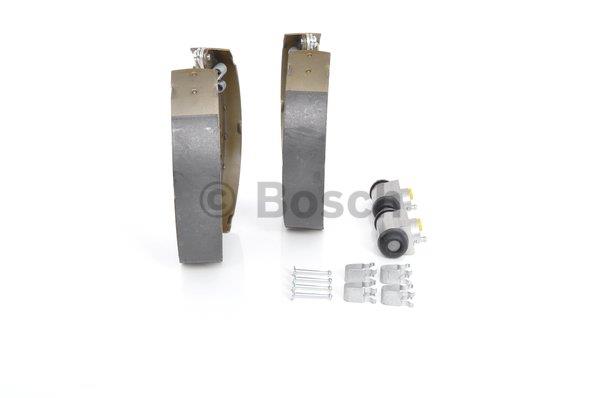 Brake shoe set Bosch 0 204 114 677