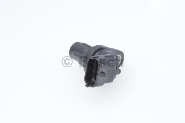 Bosch Camshaft position sensor – price 138 PLN