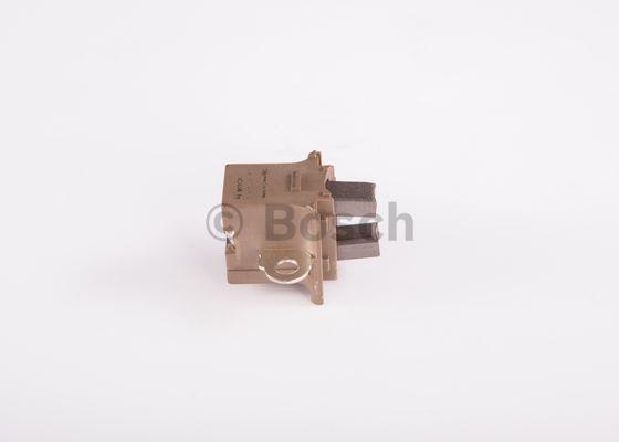 Buy Bosch F 042 330 024 at a low price in United Arab Emirates!