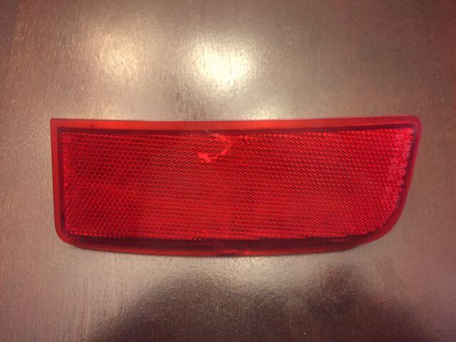 84281AJ01A Subaru Light reflector