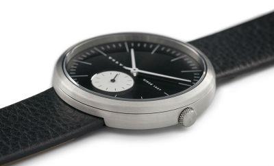 Wrist Watch 40, Unisex, Black Volvo 30673952