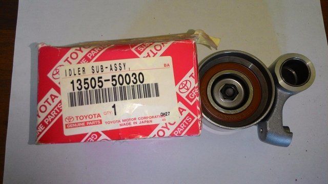 Toyota 13505-50030 Tensioner pulley, timing belt 1350550030