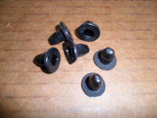 8360434000 Ssang Yong Clip