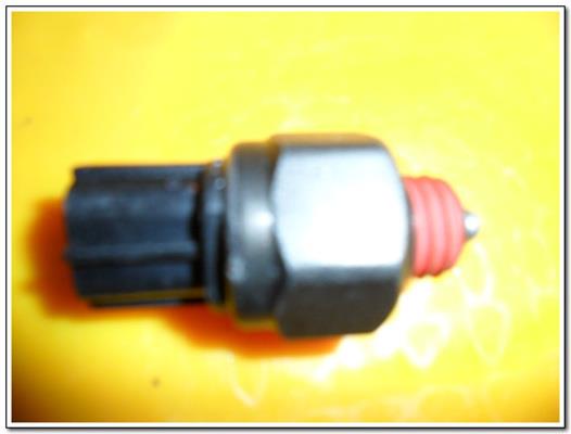 Ssang Yong 93860-49600 Reverse light switch 9386049600
