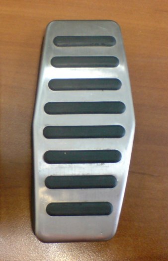 327302C500 Hyundai/Kia PEDAL COVER RUBBER