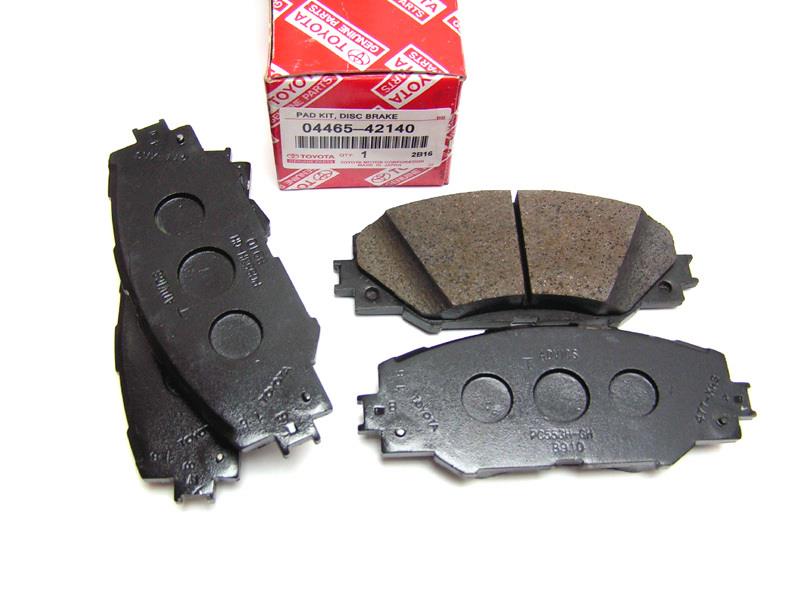 Toyota 04465-42140 Brake Pad Set, disc brake 0446542140