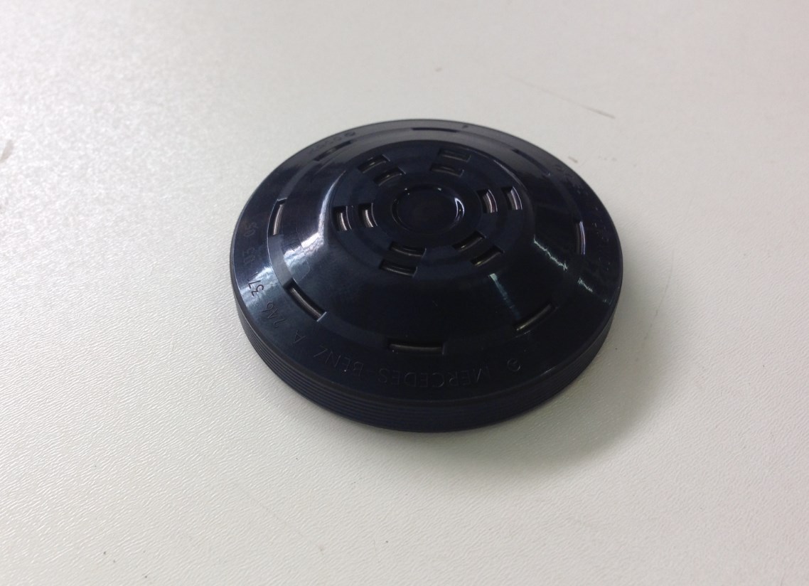 A2463710305 Mercedes Plug