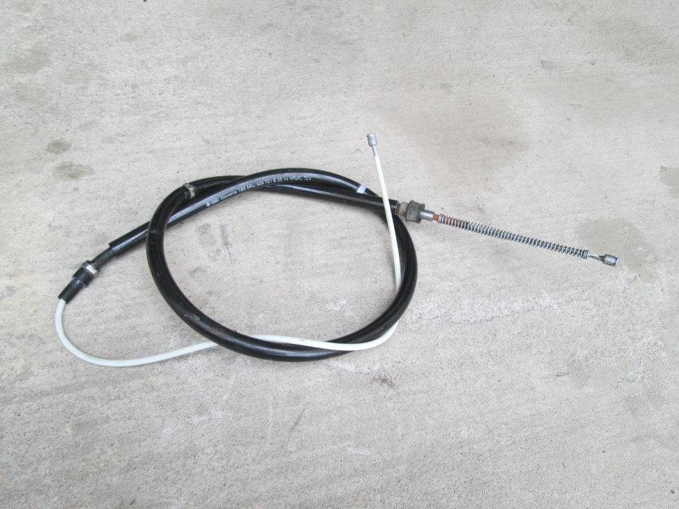 Buy VAG 6RU 609 721 E at a low price in United Arab Emirates!