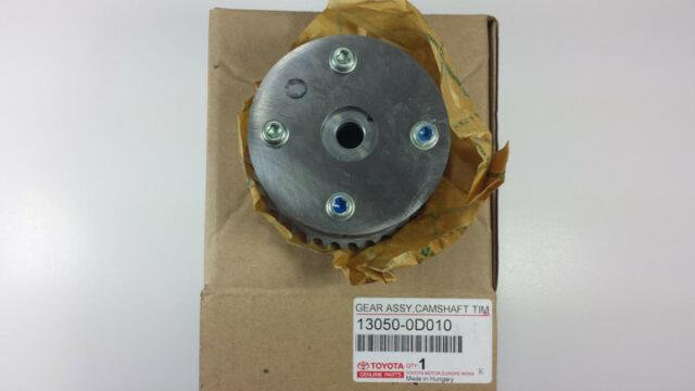 Camshaft Drive Gear Toyota 13050-0D010