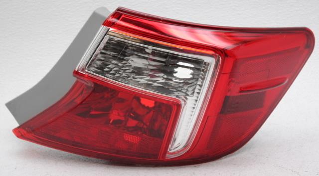 Buy Toyota 81550-06470 at a low price in United Arab Emirates!