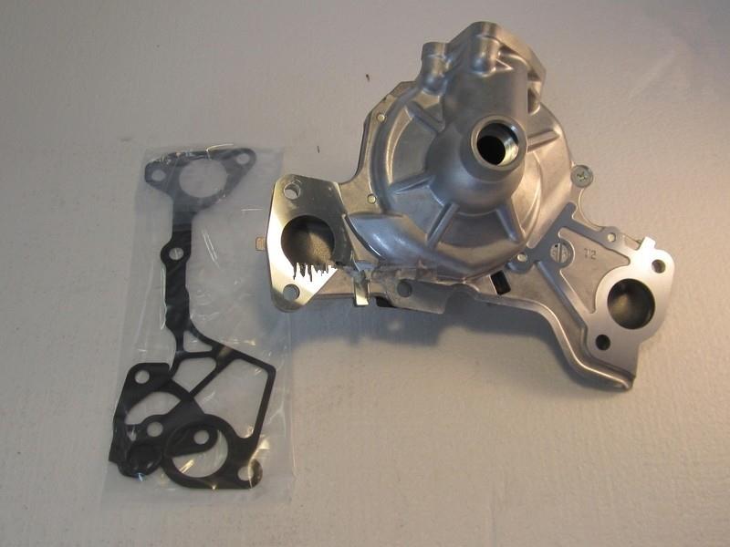 Chrysler/Mopar MD979171 Water pump MD979171