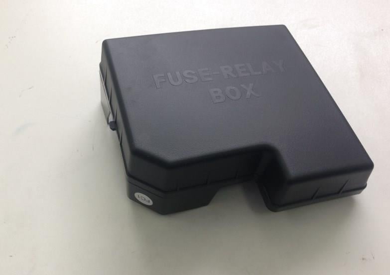 9121310000 Hyundai/Kia Fuse box cover
