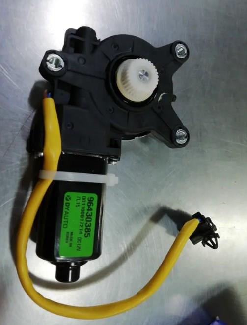 General Motors 96430385 Window motor 96430385