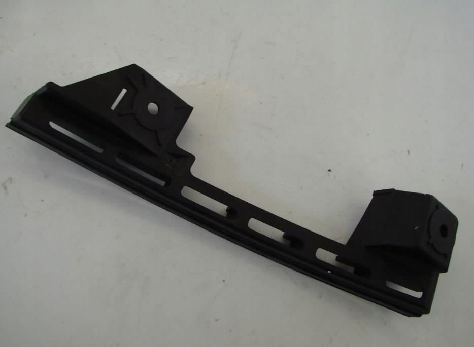 VAG 1T0 807 889 B Bracket bumper 1T0807889B 1T0807889B VAG Bracket bumper