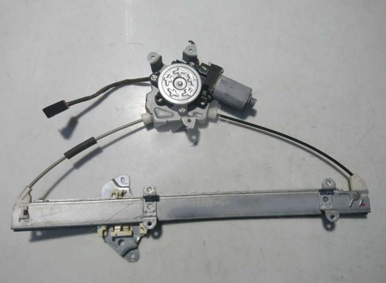 8070095F0A Nissan Window Regulator