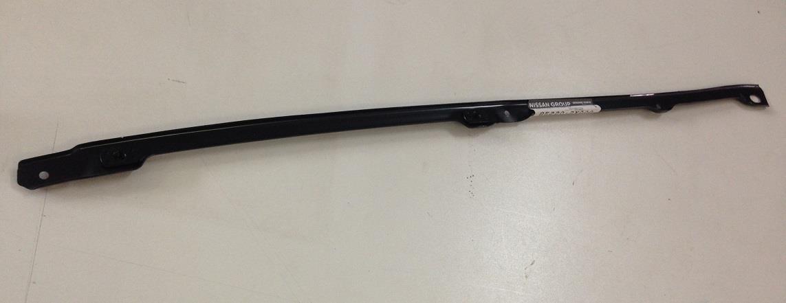 852202Y000 Nissan Rear bumper retainer