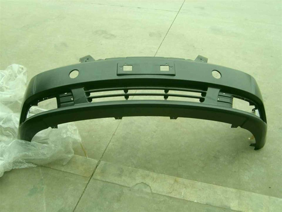 Auto Parts 1068001651 Front bumper 1068001651