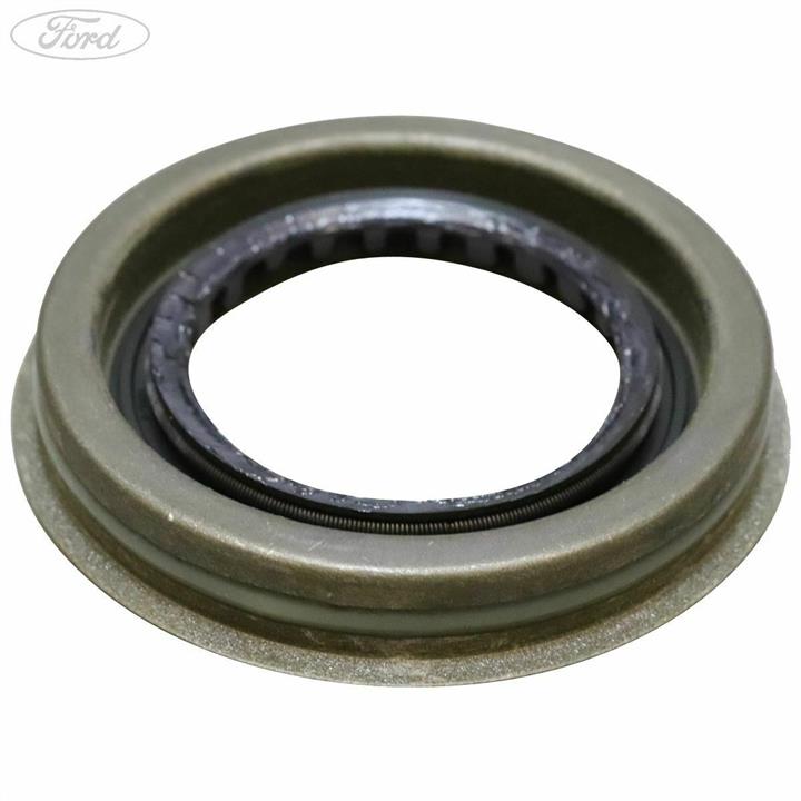 5197995 Ford Gear Shank Oil Seal