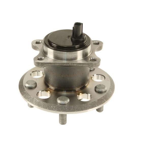 Toyota 4246006070 Wheel hub with front left bearing 4246006070