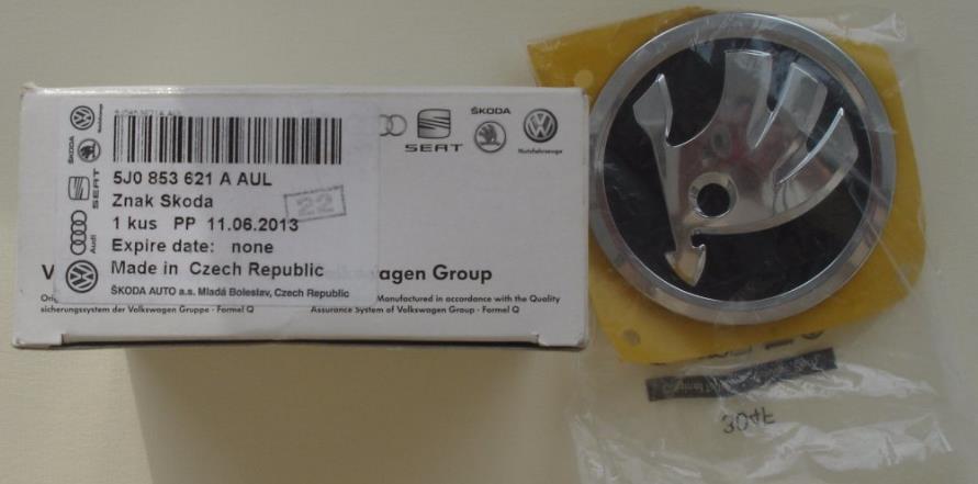 Emblem VAG 5J0 853 621 A AUL