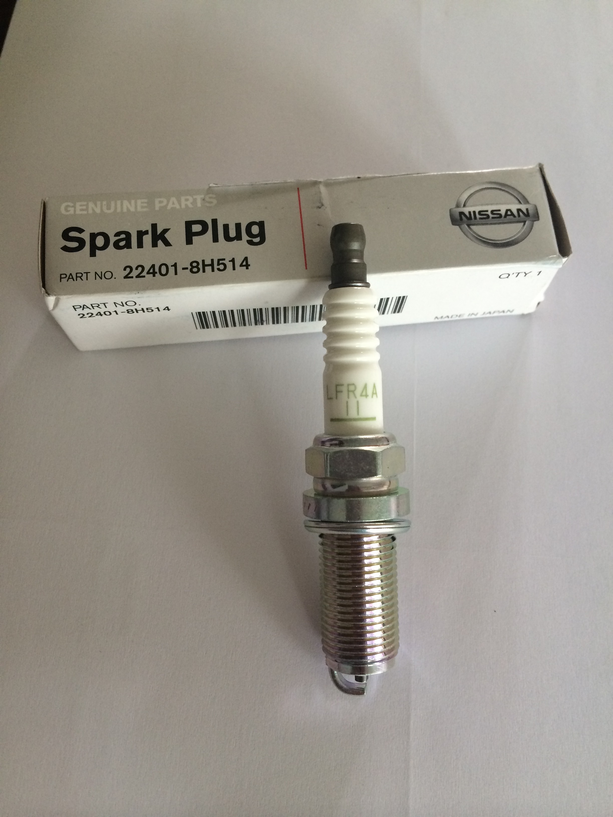 224018H514 Nissan Spark plug