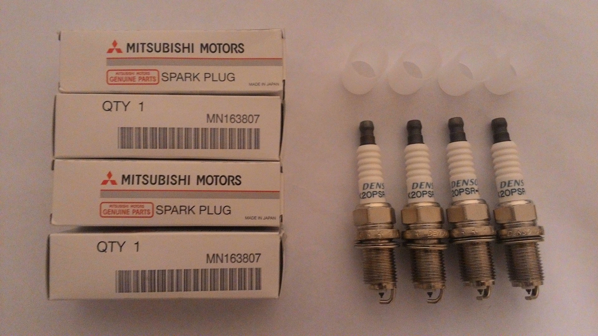 Mitsubishi MN163807 Spark plug MN163807