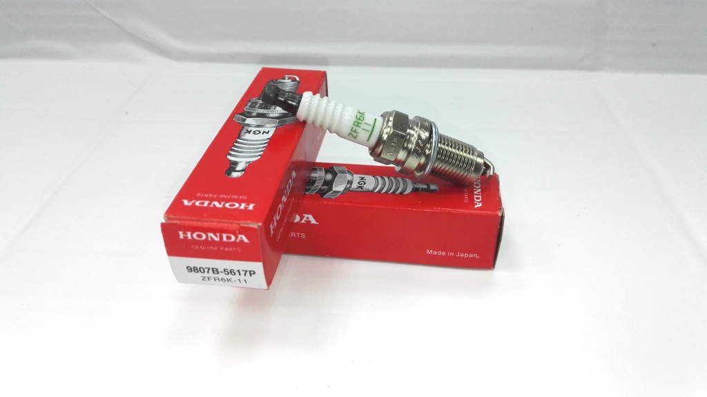 Honda 9807B-5617P Spark plug 9807B5617P