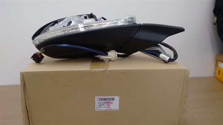 VAG 5G1 857 508 CS 9B9 Side mirror housing 5G1857508CS9B9 5G1857508CS9B9 VAG Side mirror housing