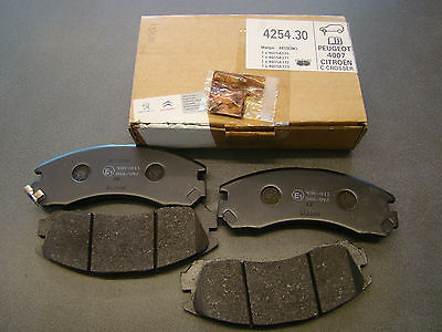 Citroen/Peugeot 4254 30 Brake Pad Set, disc brake 425430