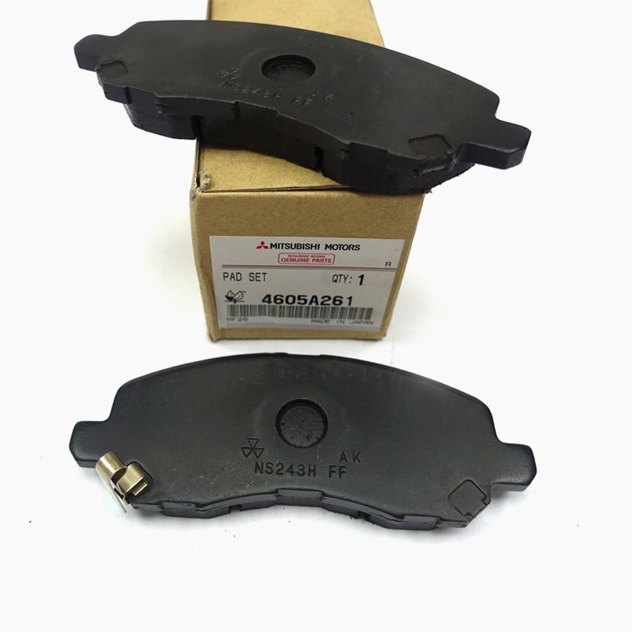 Mitsubishi 4605A261 Disc brake pad set 4605A261