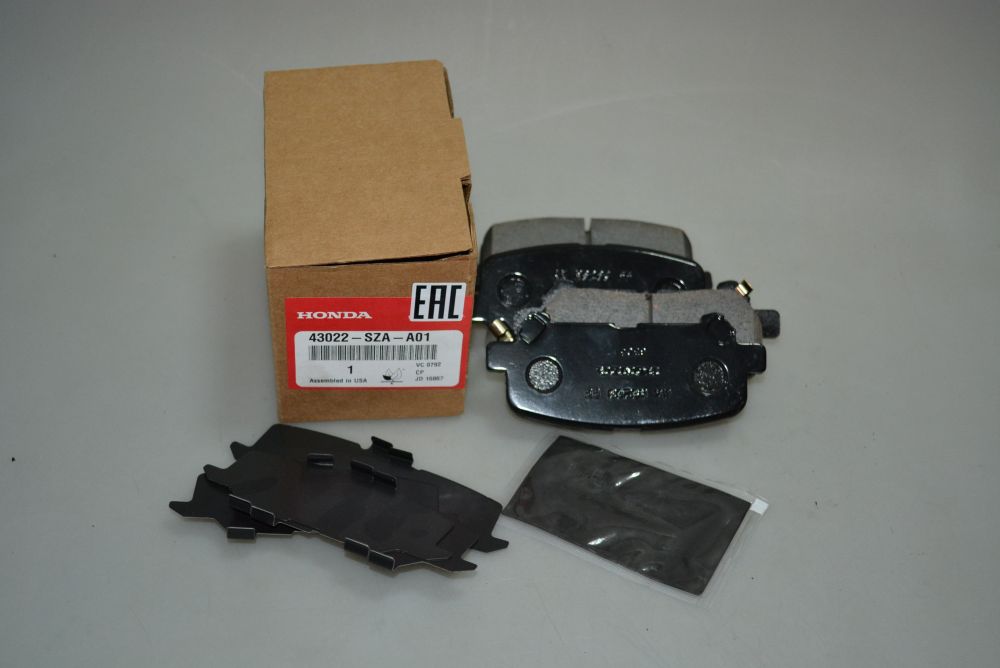 Honda 43022-SZA-A01 Disc brake pad set 43022SZAA01