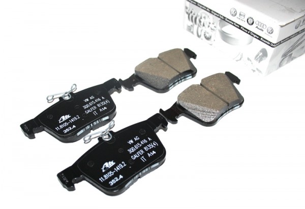 VAG 3Q0 698 451 D Brake Pad Set, disc brake 3Q0698451D