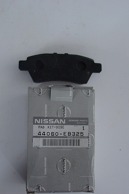 Nissan 44060-EB325 Rear disc brake pads, set 44060EB325