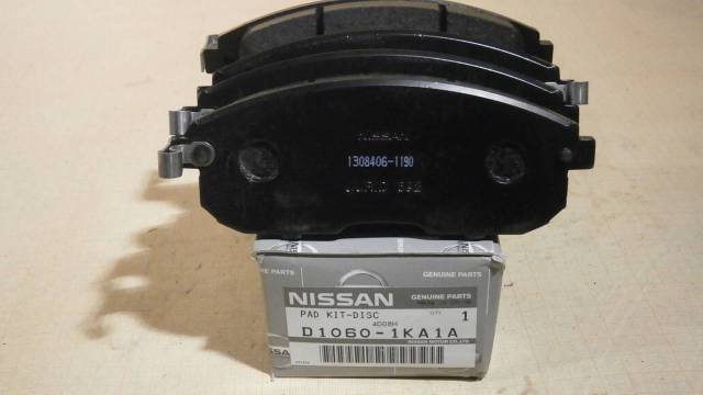Nissan D1060-1KA1A Front disc brake pads, set D10601KA1A