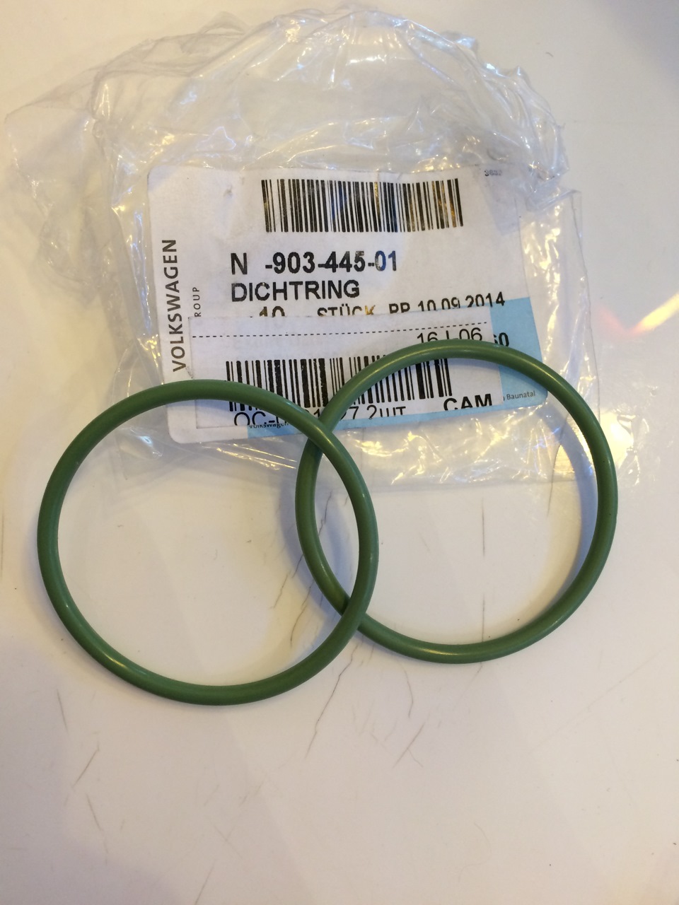 Buy VAG N 903 445 01 at a low price in United Arab Emirates!