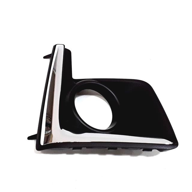 Bumper mesh Subaru XV: 57731FJ420 Subaru Front bumper grille (plug) right
