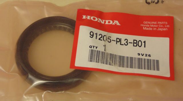 Honda 91205-PL3-B01 SEAL OIL-DIFFERENTIAL left 91205PL3B01