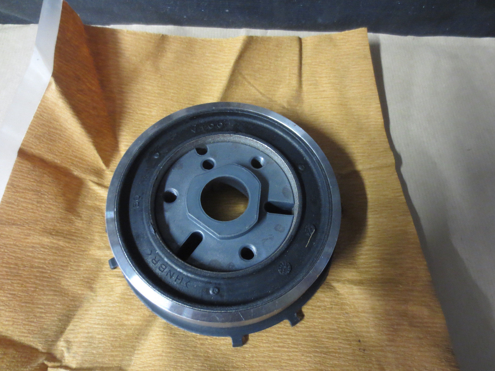 1100670 Ford Camshaft pulley