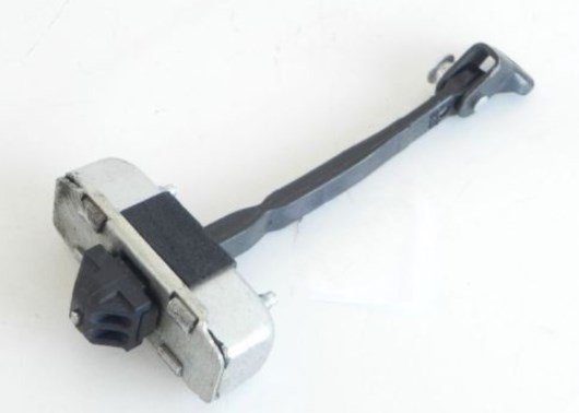 Buy Toyota 68640-30101 at a low price in United Arab Emirates!