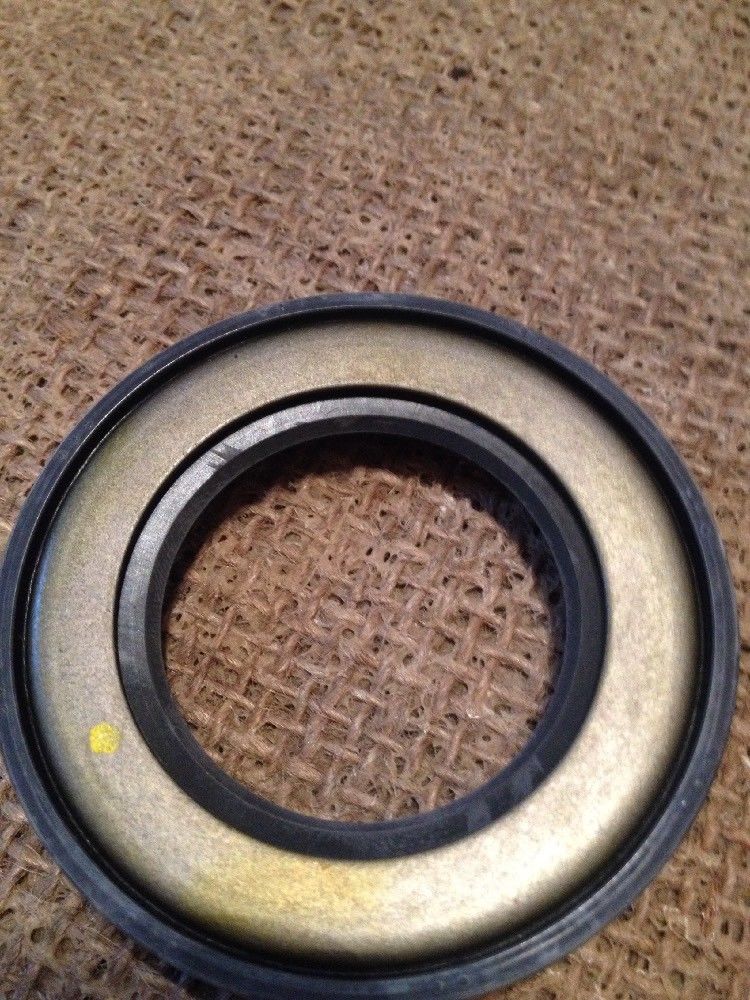 Ford 3 735 772 Shaft Seal, differential 3735772