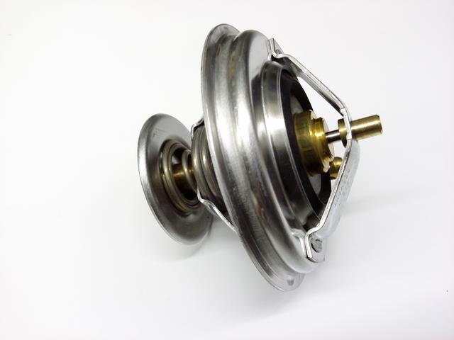 Coolant thermostat VAG 075 121 113 D