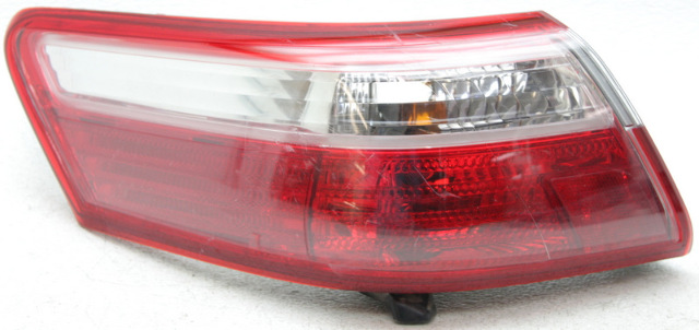 Toyota 81560-06240 Tail lamp outer left 8156006240