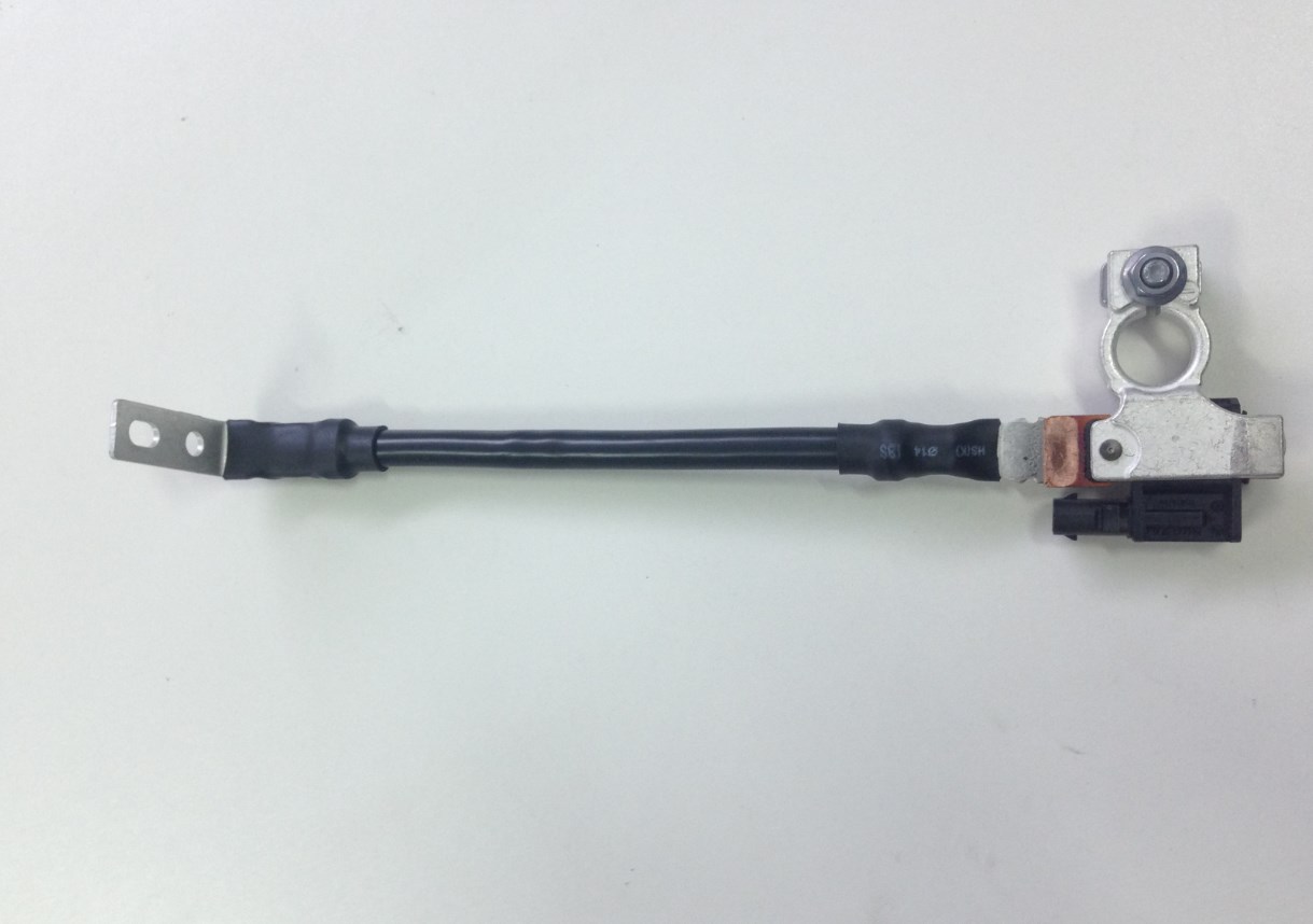 371802W500 Hyundai/Kia Jump Start Point