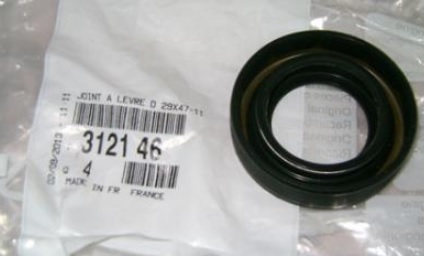 Citroen/Peugeot 3121 46 SEAL OIL-DIFFERENTIAL right 312146